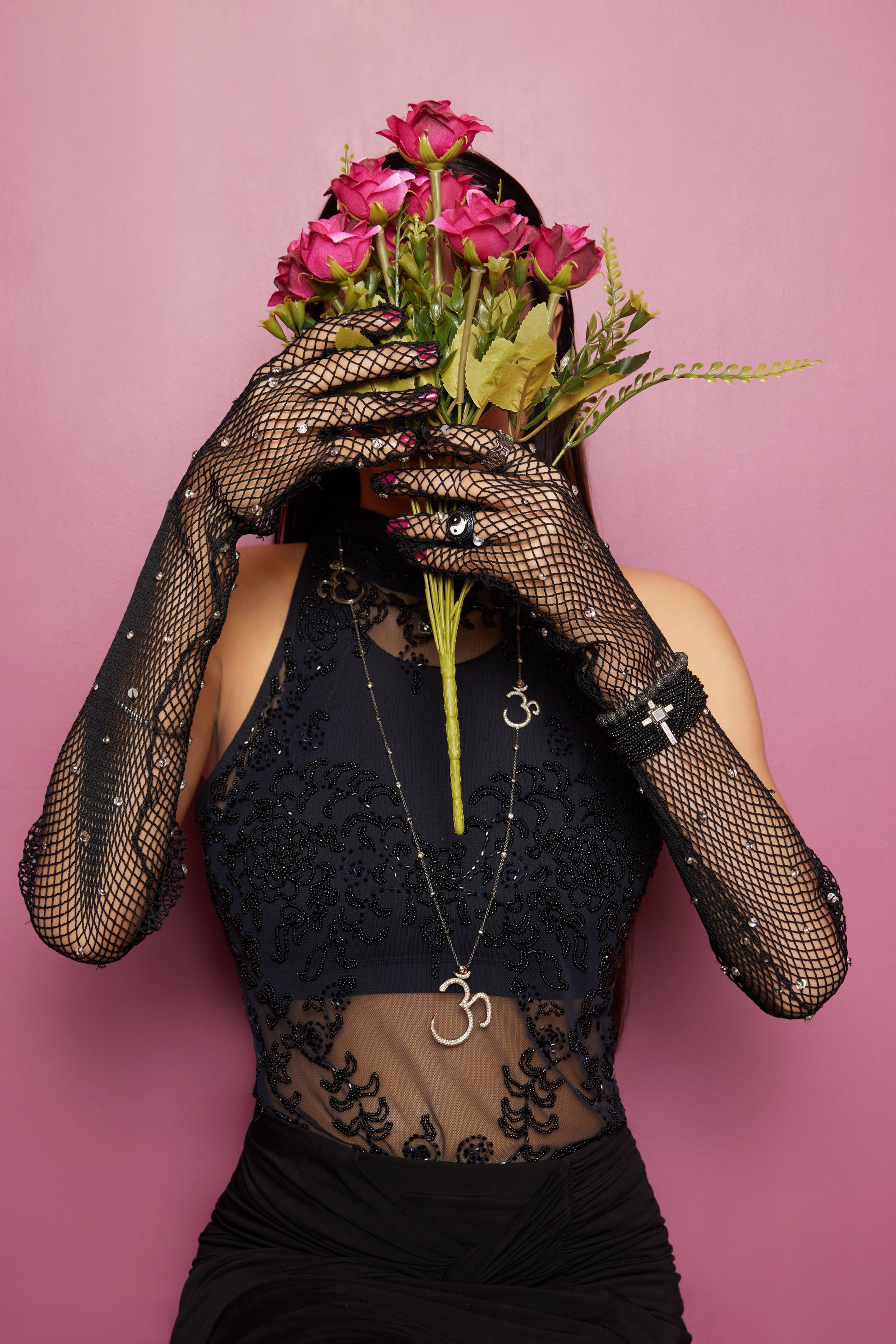 Noir Veil Gloves